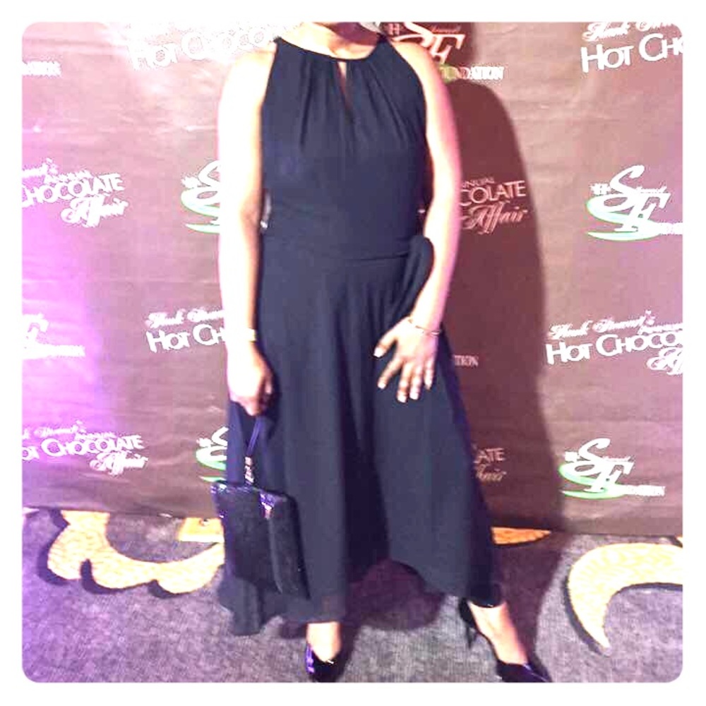 Women’s dress size 6